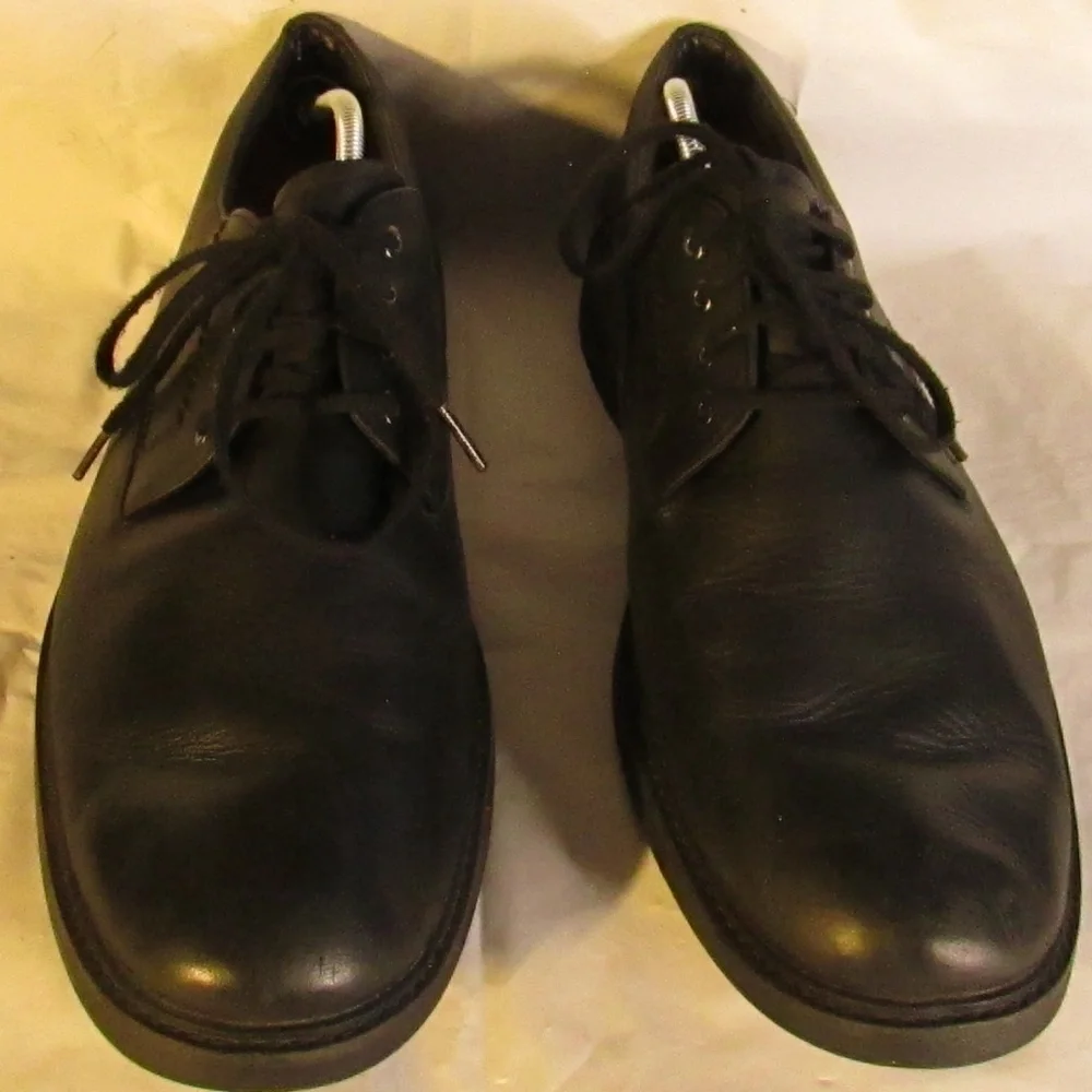 Timberland Black Leather Oxfords